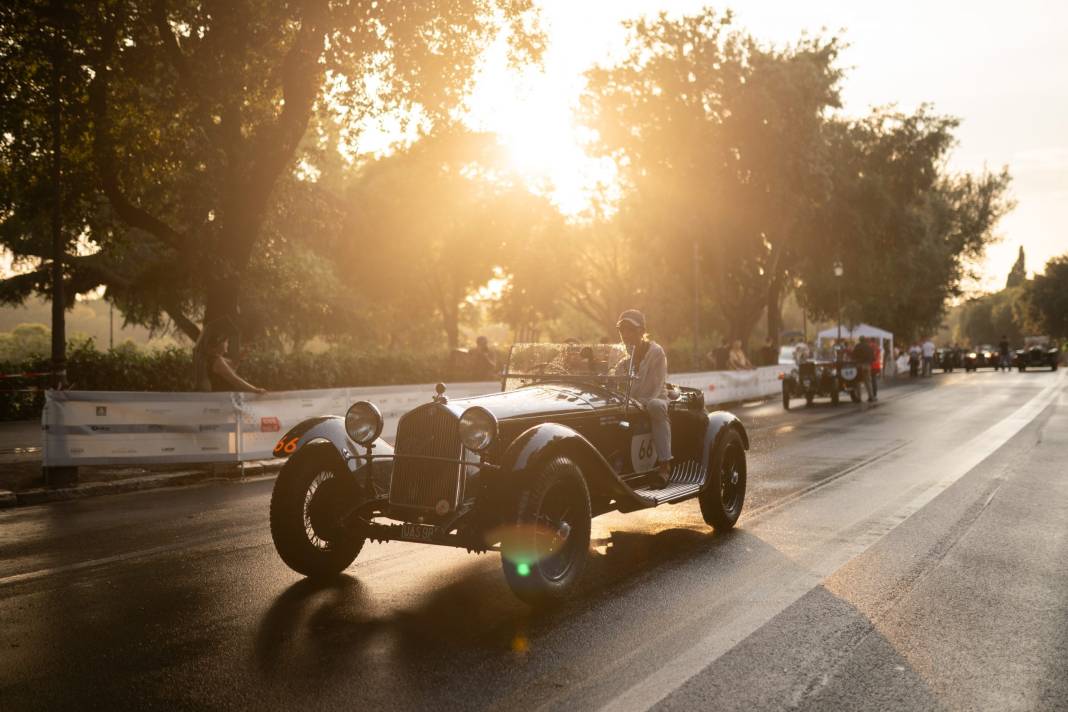 1000 Miglia 2025'te Roma fırtınası: Klasiklerin Başkent Çıkarması! 32